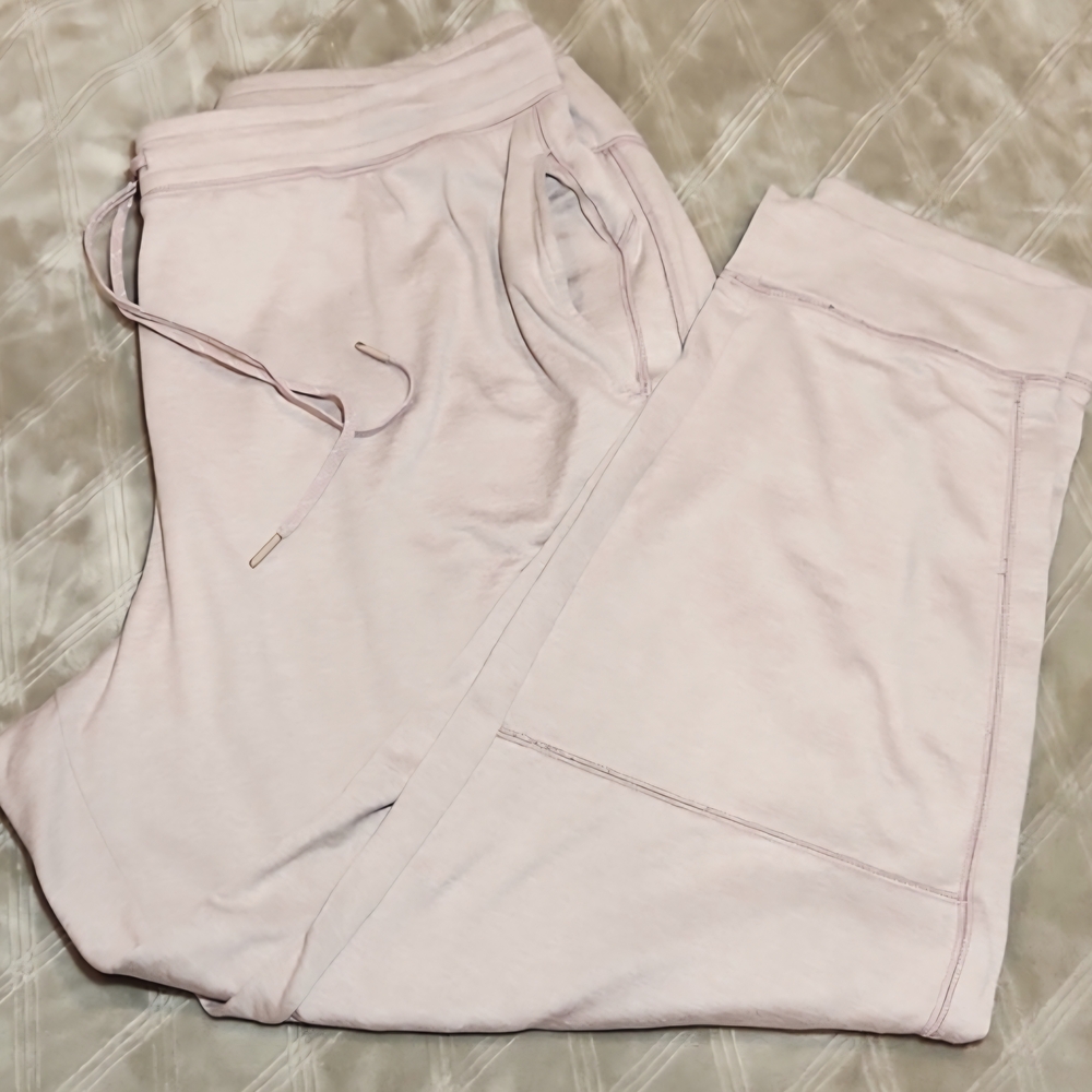 American Eagle Women's Sweats XXL light Lilac/pink Color